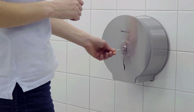 Podajniki do papieru toaletowego - filmy wideo