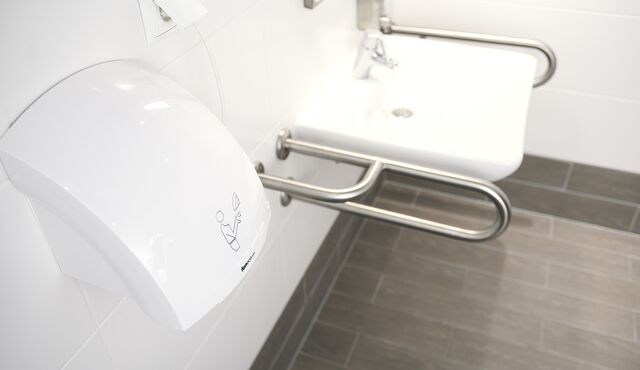 Was zeichnet die Faneco Handtrockner aus?