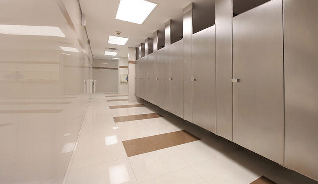 Proč je nerezová ocel dobrým materiálem pro veřejné toalety?